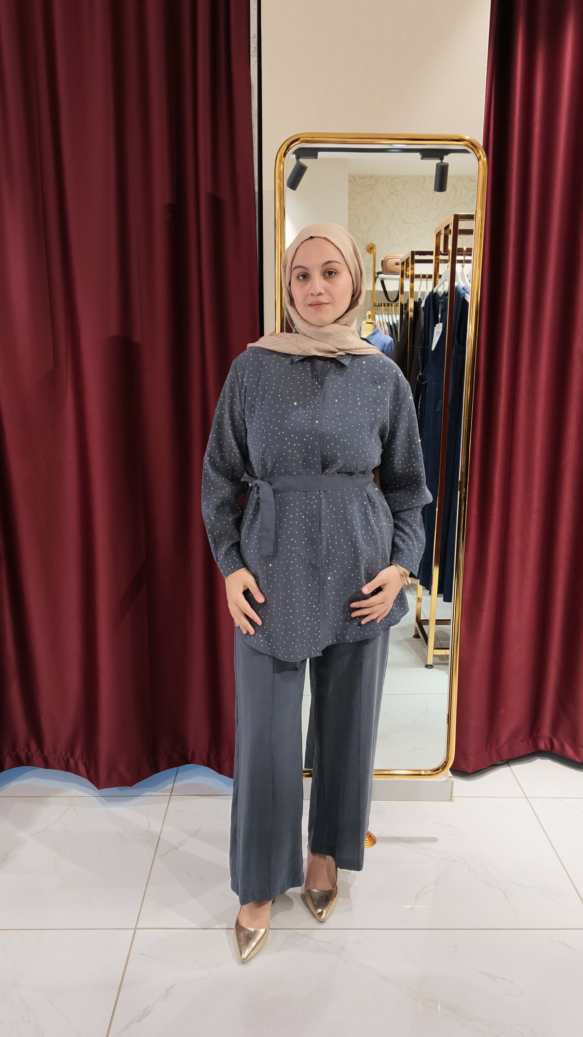 Taşlı Pantolonlu Takım