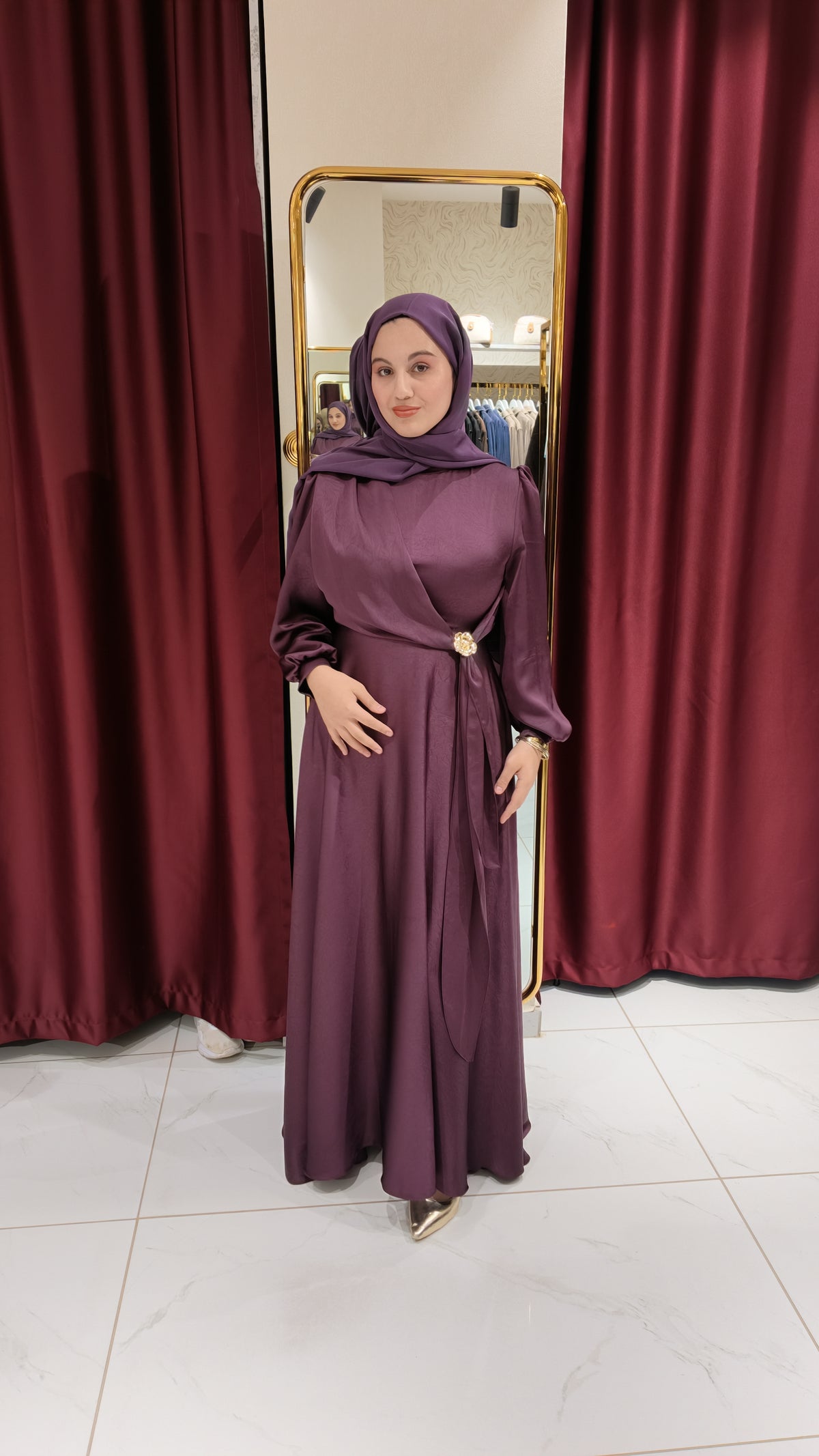 Toka Detaylı Şık Elbise