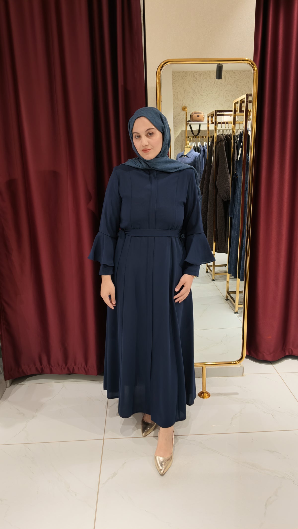 Kuşak Detaylı Ferace