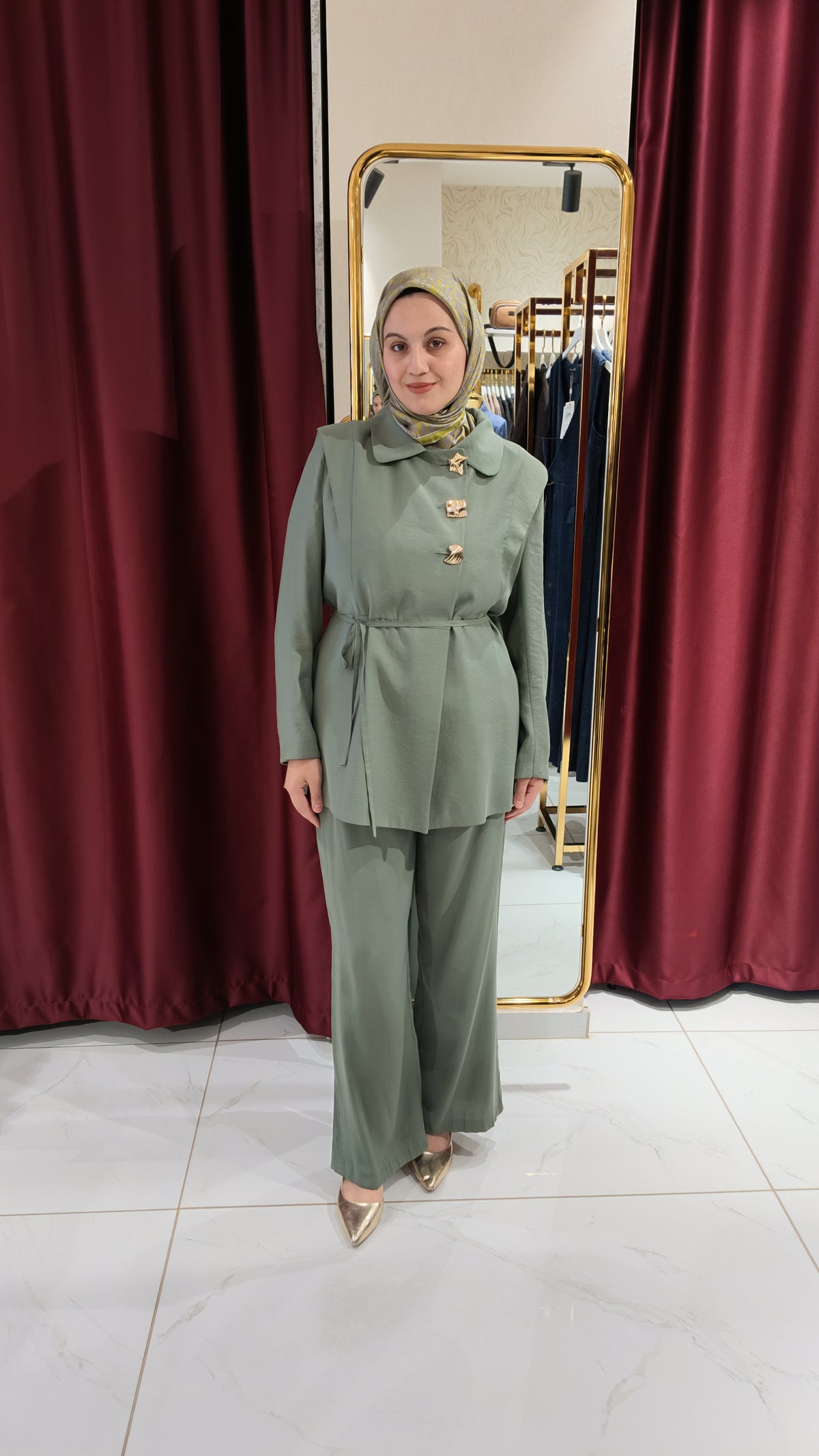 Kemer Detaylı Pantolonlu Ceket Takım
