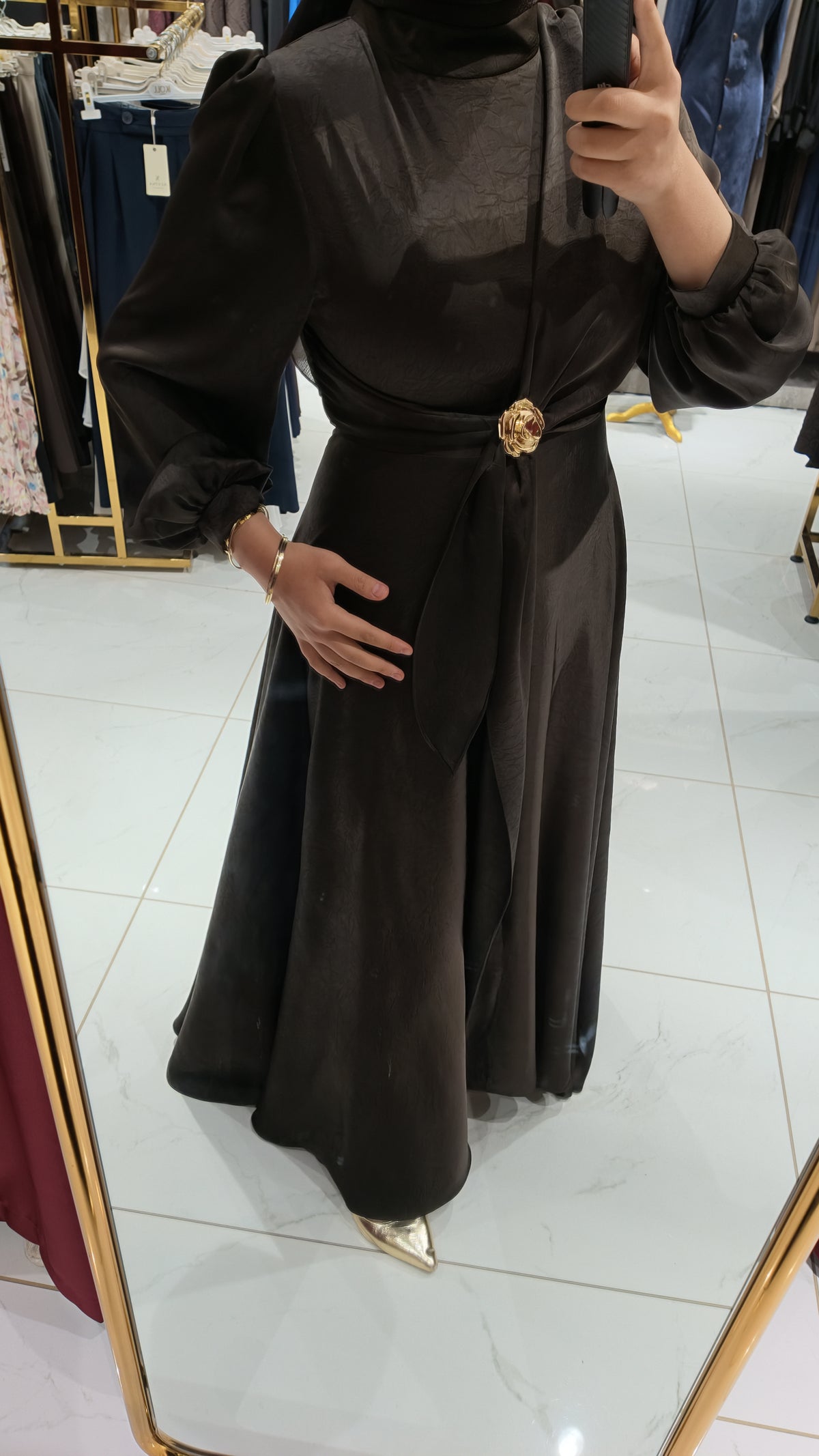 Toka Detaylı Şık Elbise