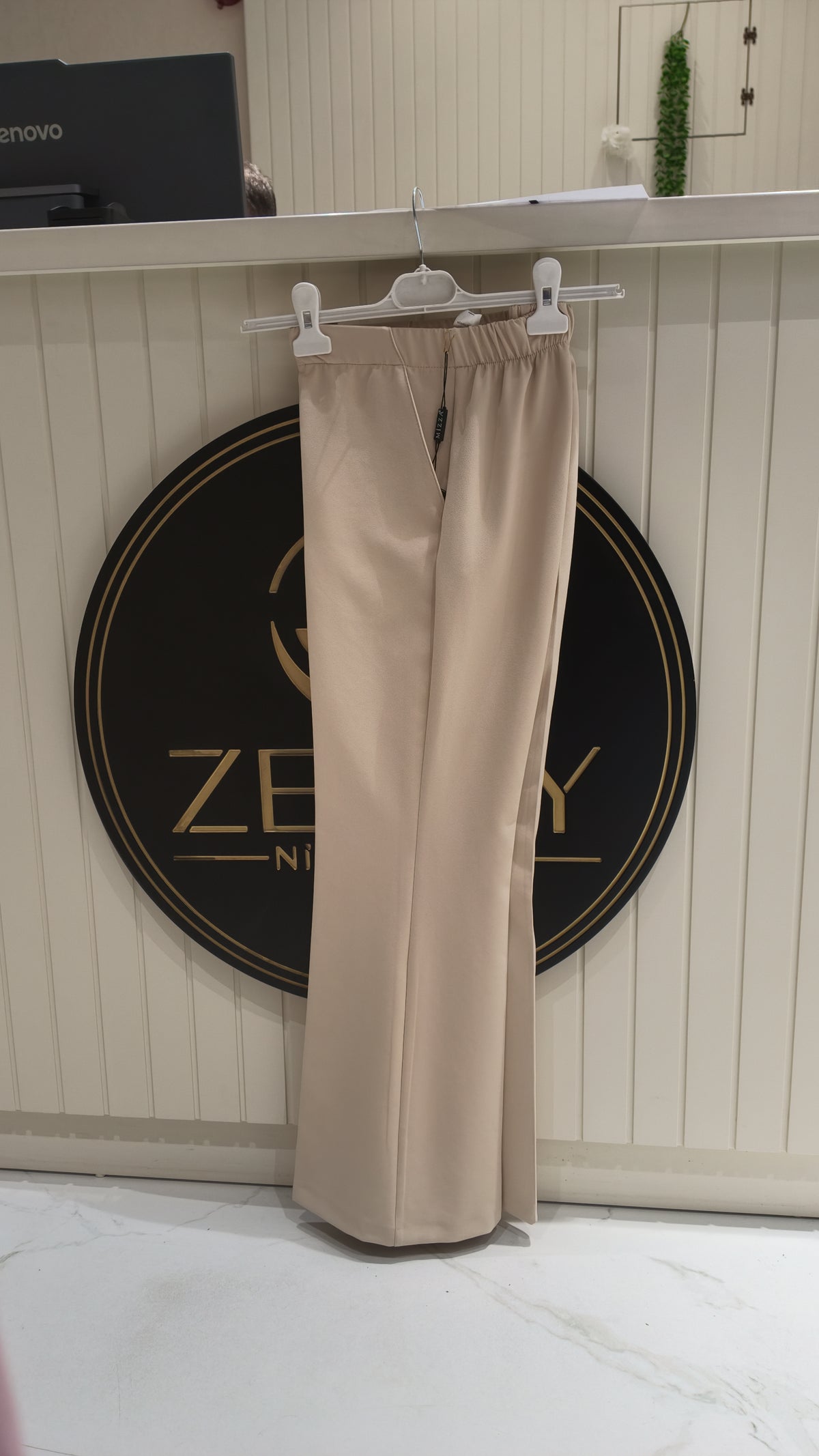 Krep Kumaş Beli Lastikli İspanyol Paça Pantolon