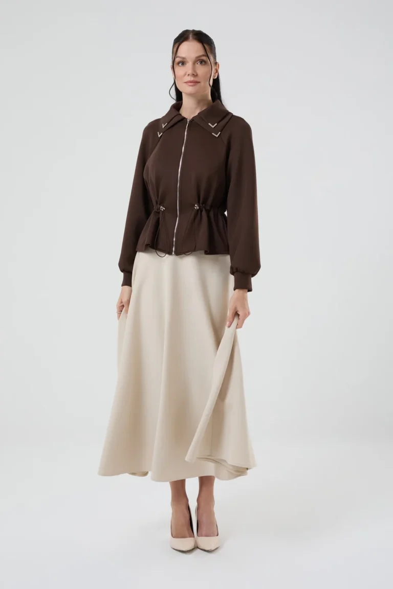 Kadın Çift Yaka Detaylı Kısa Kap