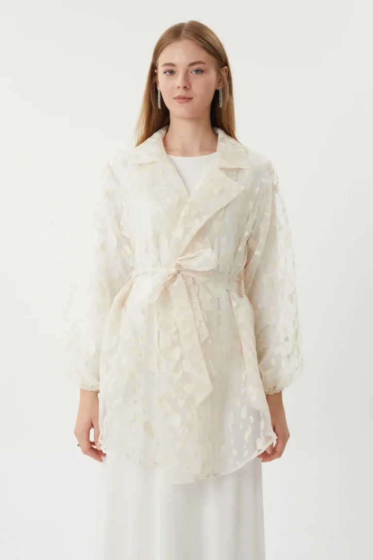 Kuşak Detaylı Organze Ceket